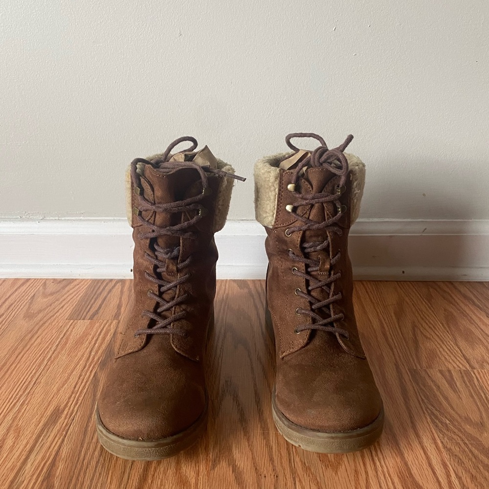 Suede Boots w/ Faux Fur Lining